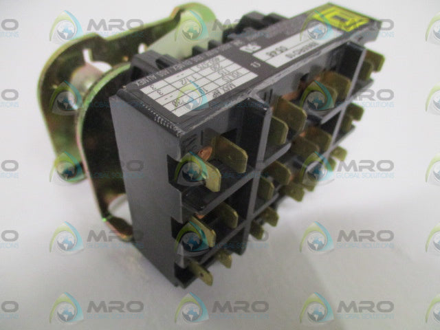 SQUARE D 8965RO10 SER. C CONTACTOR W/O COIL *NEW NO BOX*