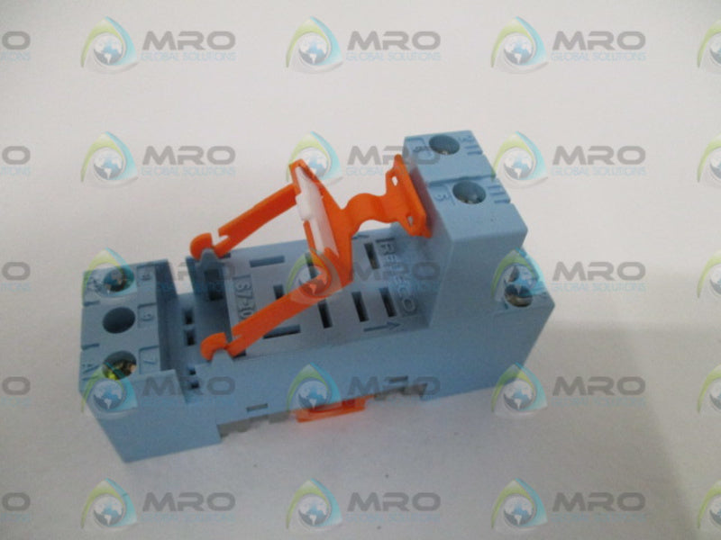 RELECO S7-I0 SOCKET *NEW NO BOX*