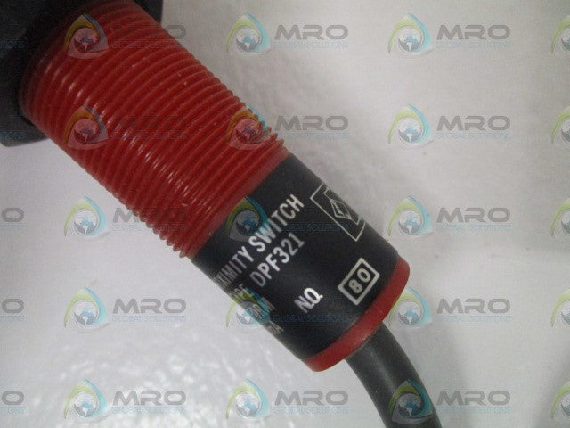 SQUARE D 9006-DPF321 SER. A CAPACITIVE PROXIMITY SWITCH *USED*