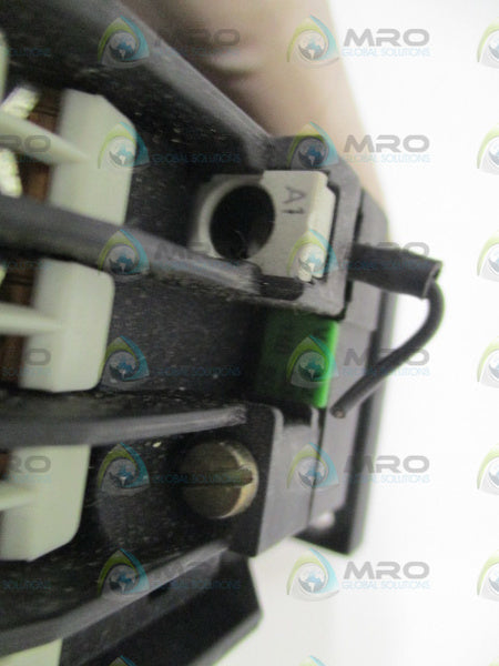 SIEMENS 3TF4011-0A CONTACTOR 110V *USED*