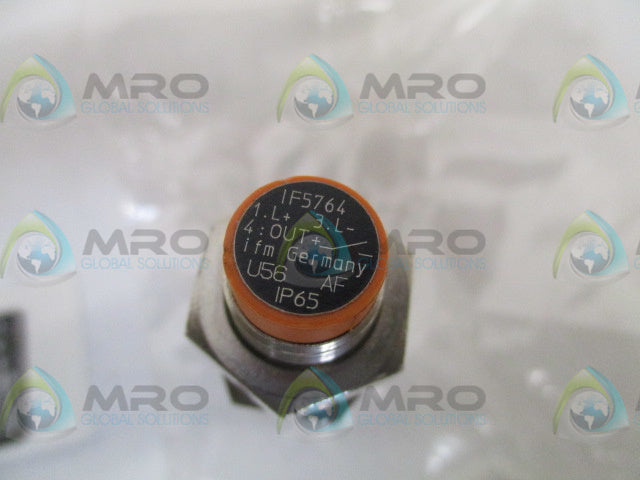 IFM EFECTOR IF5764 INDUCTIVE PROXIMITY SENSOR *NEW IN BOX*