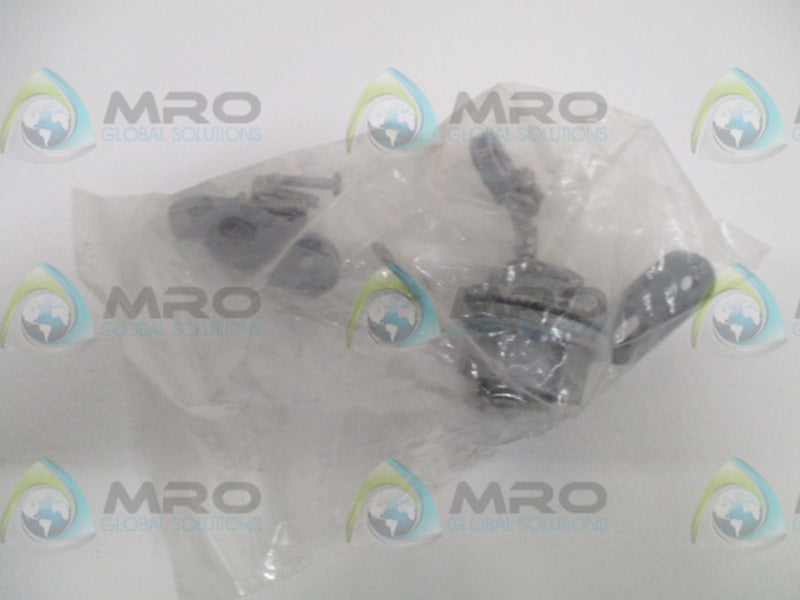 HUBBELL WH-2 CONDUIT HUB *NEW IN FACTORY BAG*