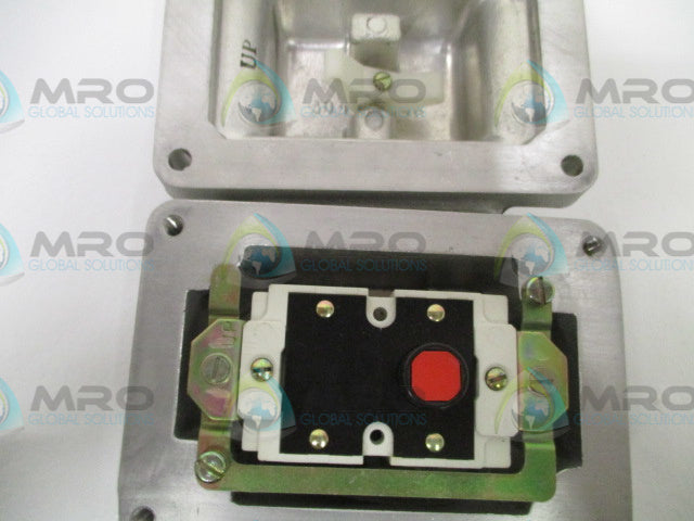 SQUARE D 9001-BR-104 SER. A CONTROL STATION (MISSING ACCESSORIES) *NEW NO BOX*