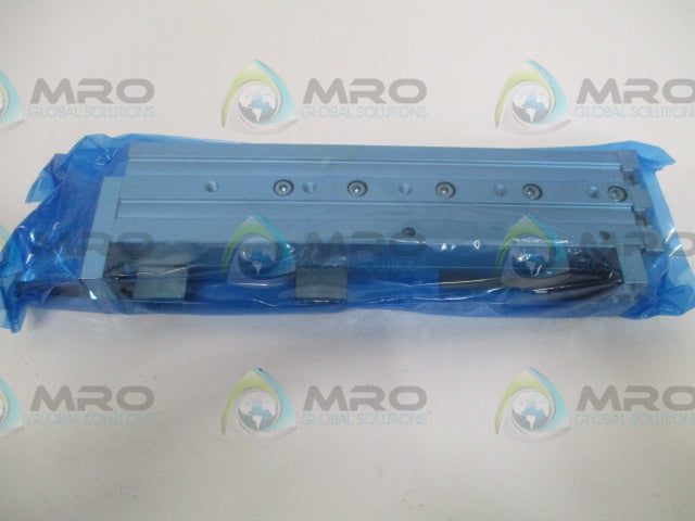 SMC MXS12L-100B SHOCK ABSORB CYLINDER SLIDE TABLE *NEW IN BOX*