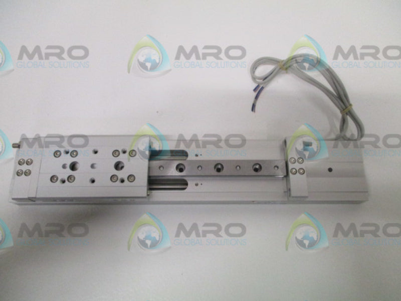 SMC MXW12-125-M9P LONG STROKE CYLINDER SLIDE TABLE *NEW NO BOX*