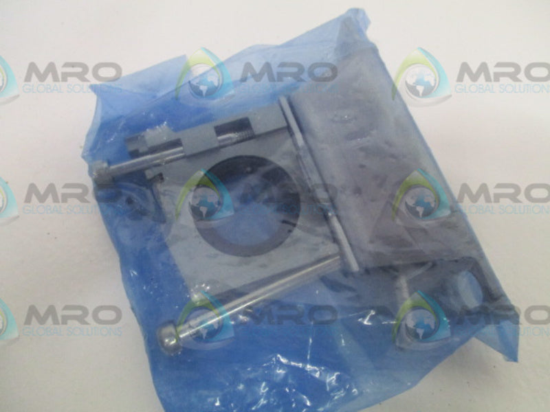 SMC Y400T MOUNTING BRACKET * NEW IN FACTORY BAG *