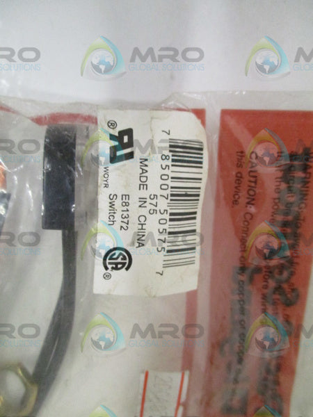 PASS & SEYMOUR 575 PUSH BUTTON CANOPY SWITCH *NEW IN FACTORY BAG*