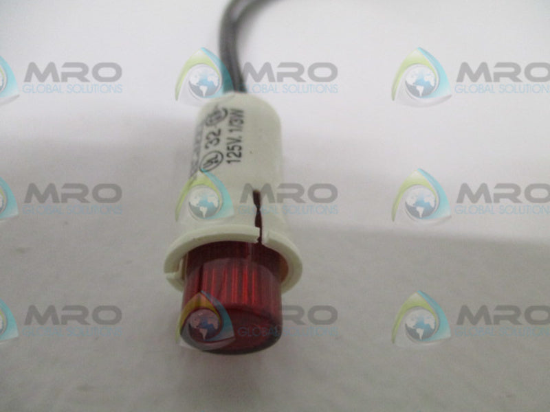 LEECRAFT 32 125V 1/3W ROUND RED INDICATOR LIGHT *NEW NO BOX*