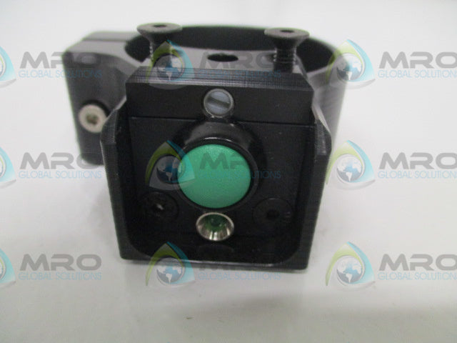 INDUSTRIAL MRO ENO36823 HANDGRIP PUSHBUTTON 125HHT SWITCH *NEW NO BOX*