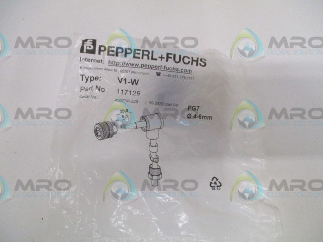 PEPPERL+FUCHS V1-W FEMALE CORDSET *NEW IN FACTORY BAG*