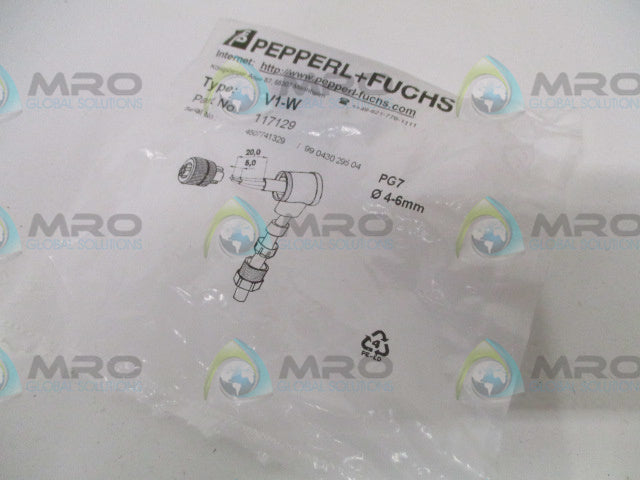 PEPPERL+FUCHS V1-W FEMALE CORDSET *NEW IN FACTORY BAG*