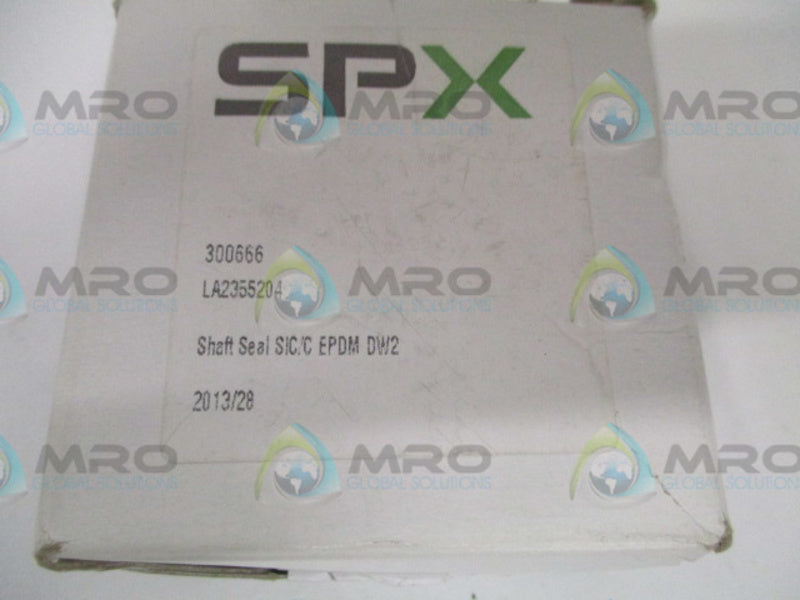 SPX 300666 SHAFT SEAL *NEW IN BOX*