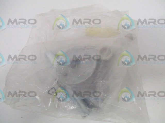 SOUTHCO 68-10-101-10 DOOR LATCH T-HANDLE STYLE *NEW IN FACTORY BAG*