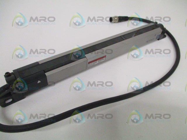 KEYENCE PJ-V22R w/ PJ-V20R SAFETY LIGHT CURTAIN RECEIVER *USED*