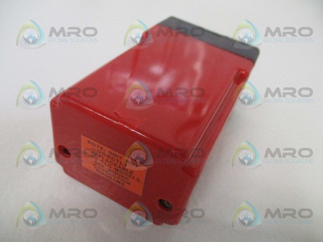 RED LION CONTROLS PRS10101 PLUG-IN SPEED SWITCH RELAY (AS PICTURED) *USED*