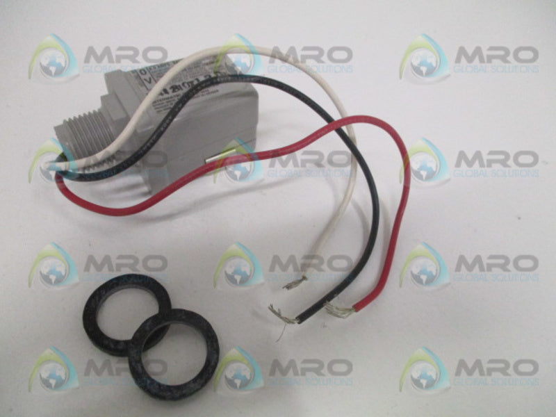 INTERMATIC K4121C PHOTOELECTRIC CONTROL 120V (MISSING ACCESSORIES) NSMP