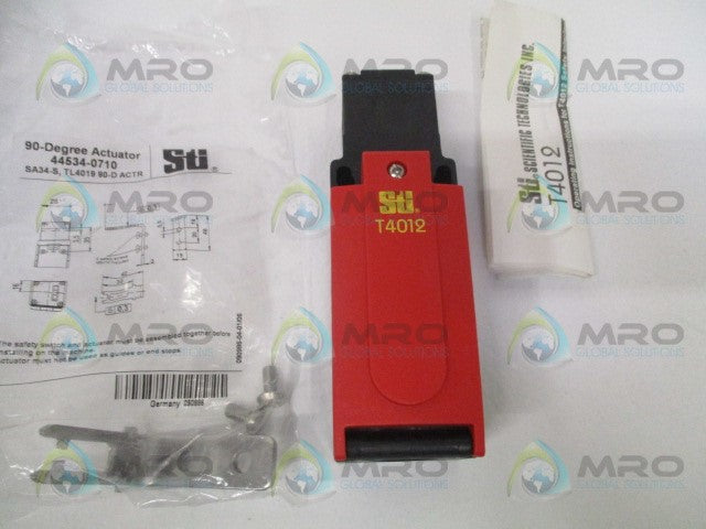 STI 44538-0010 T4012-011SM SWITCH (MISSING ACCESSORIES) *NEW IN FACTORY BAG*