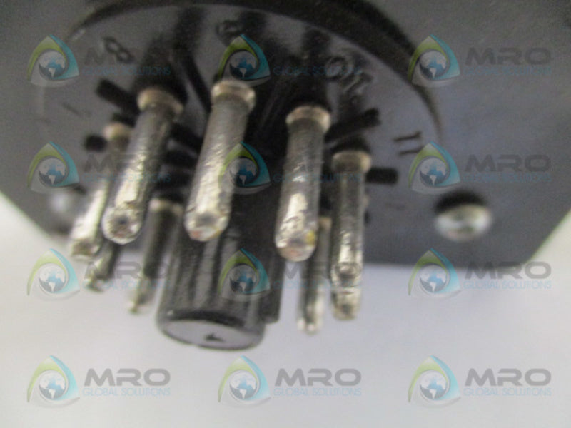 MAGNECRAFT W211ACPSRX-5 TIME DELAY RELAY 0.1-10 SEC. 100-130VAC *USED*