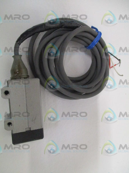 MICRO SWITCH FE3-DA6-M PHOTOELECTRIC SENSOR SWITCH (GREY)  UNMP