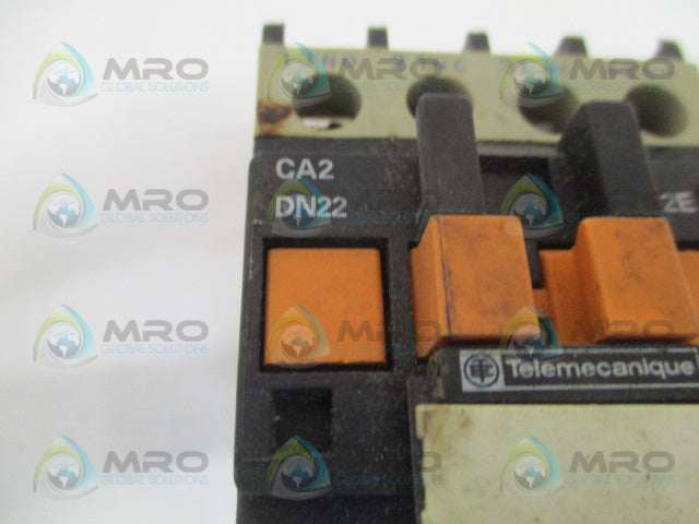 TELEMECANIQUE CA2DN22G7 CONTROL RELAY 120V *USED*