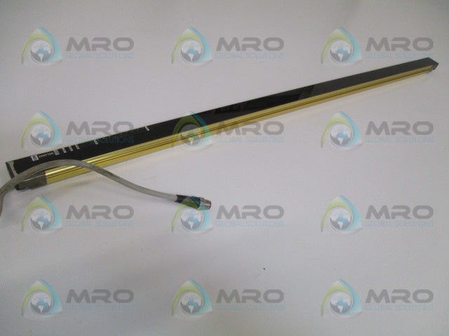 OMRON STI F3SJ-A0905P20-L (MISSING ACCESSORIES) * NEW NO BOX *