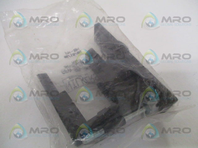 WILKERSON GPA-95-969 BRACKET SLEEVE ASSEMBLY *NEW IN FACTORY BAG*