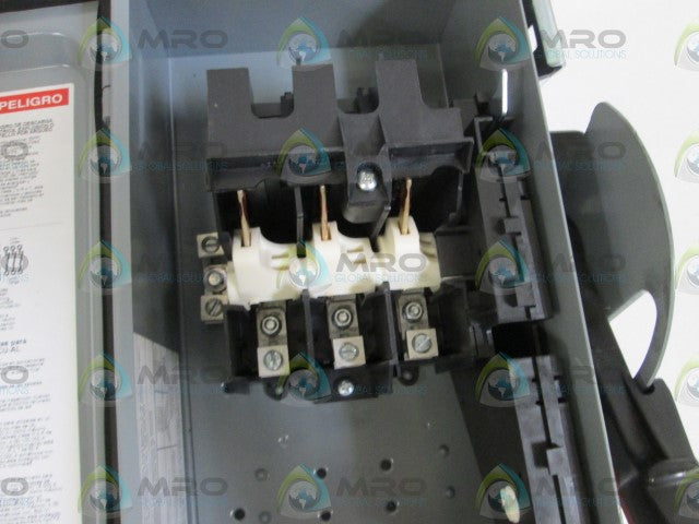 SQUARE D SAFETY SWITCH HU361AWK  (MOUNTED BUT NOT USED) *NEW NO BOX*