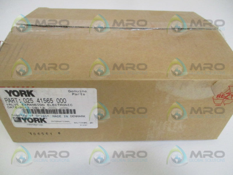 YORK 02541565000 ELECTRONIC EXPANSION VALVE *NEW IN BOX*