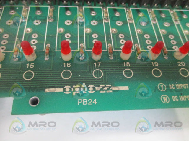 OPTO 22 PB24 24-CHANNEL I/O MODULE MOUNTING RACK *USED*