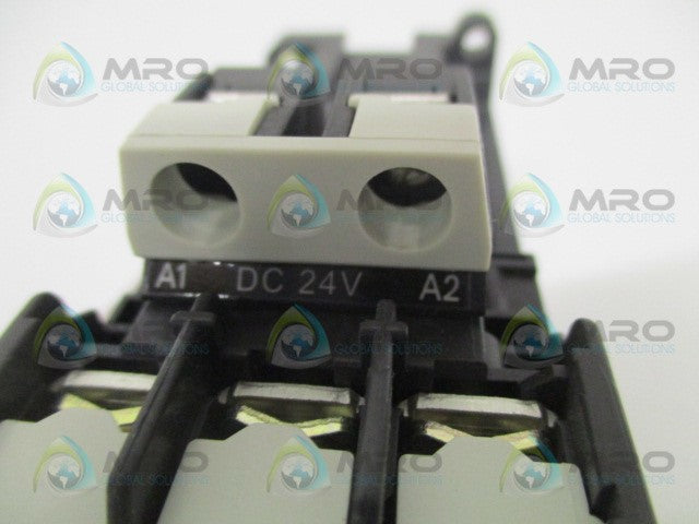 FUJI ELECTRIC SC-E04/G CONTACTOR 24V *NEW NO BOX*