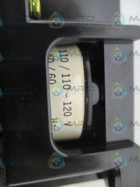 FUJI ELECTRIC SRCa3631-05/UL 1RC0B0 MAGNETIC CONTACTOR 110/110-120V *NEW NO BOX*