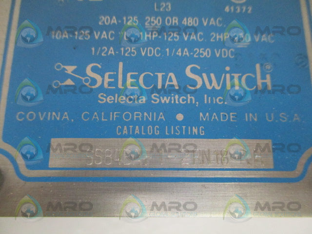 SELECTA SS84-BAF1-2RN18-RH LIMIT SWITCH *NEW IN BOX*