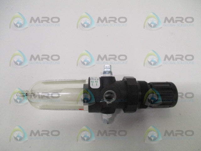 SPEEDAIRE 4ZK74 FILTER/REGULATOR 1/8" *USED*