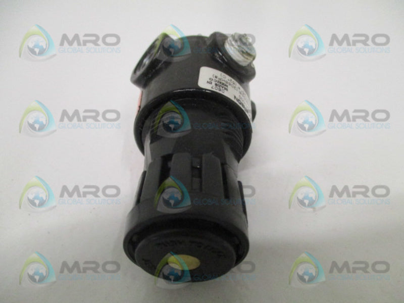 WILKERSON R03-01-000 AIR REGULATOR 1/8" *USED*
