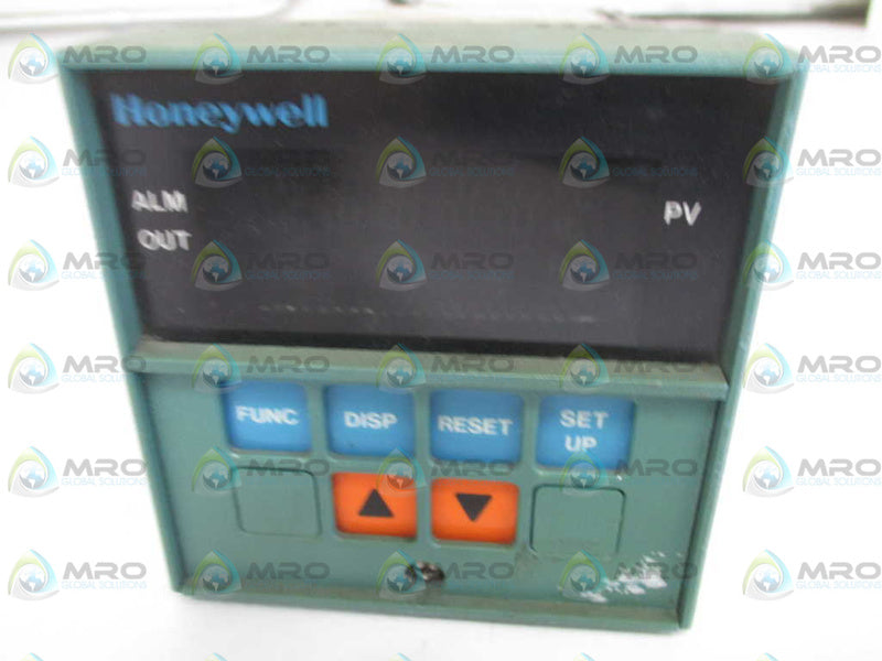 HONEYWELL UDC2000 MINI-PRO DC2003-2-0000-0000-00-0111 TEMP. CONTROLLER *USED*