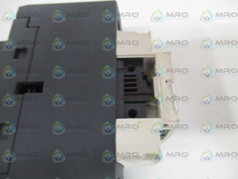SCHNEIDER ELECTRIC LC1D258G7 CONTACTOR 120V *USED*