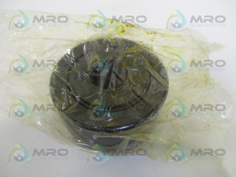 MCGILL CCYR-2-1/4-S CAM YOKE ROLLER *NEW IN BOX*
