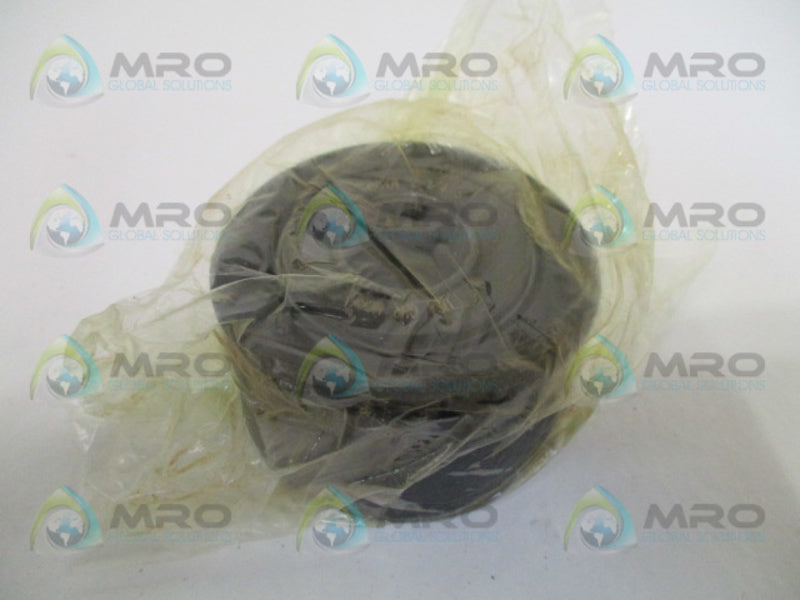 MCGILL CCYR-2-1/4-S CAM YOKE ROLLER *NEW IN BOX*