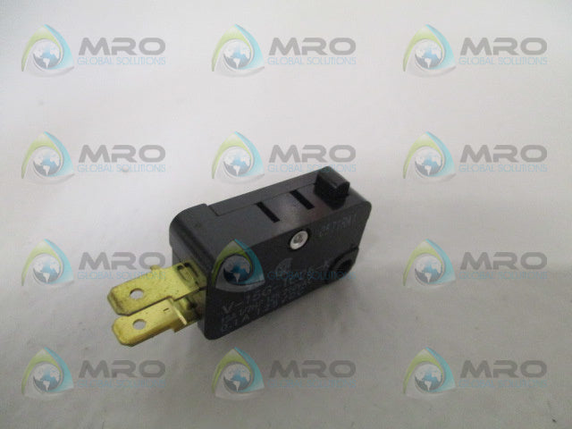 OMRON V-15G-1C25-K PIN PLUNGER SWITCH *USED*