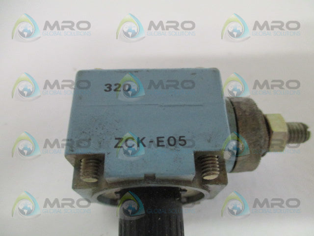 TELEMECANIQUE ZCK-E05 OPERATING HEAD FOR LIMIT SWITCH *USED*