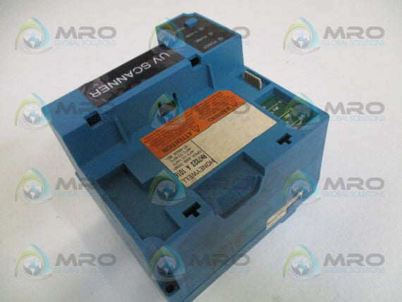 HONEYWELL RM7823A1016 TEMPERATURE BURN CONTROLLER (AS PICTURED) *USED*