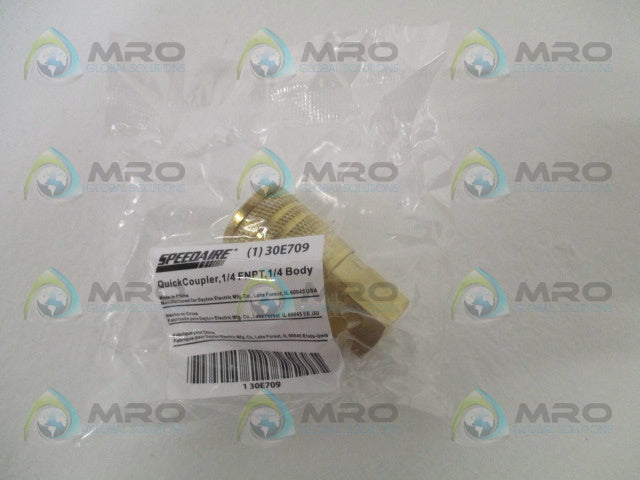 SPEEDAIRE 30E709 BODY QUICK COUPLER 1/4" *NEW IN FACTORY BAG*