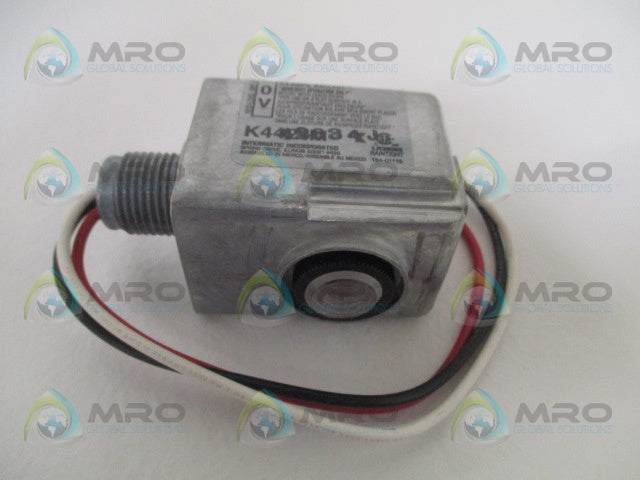 INTERMATIC K4421M PHOTOCONTROL METAL STEM MOUNT *NEW IN BOX*