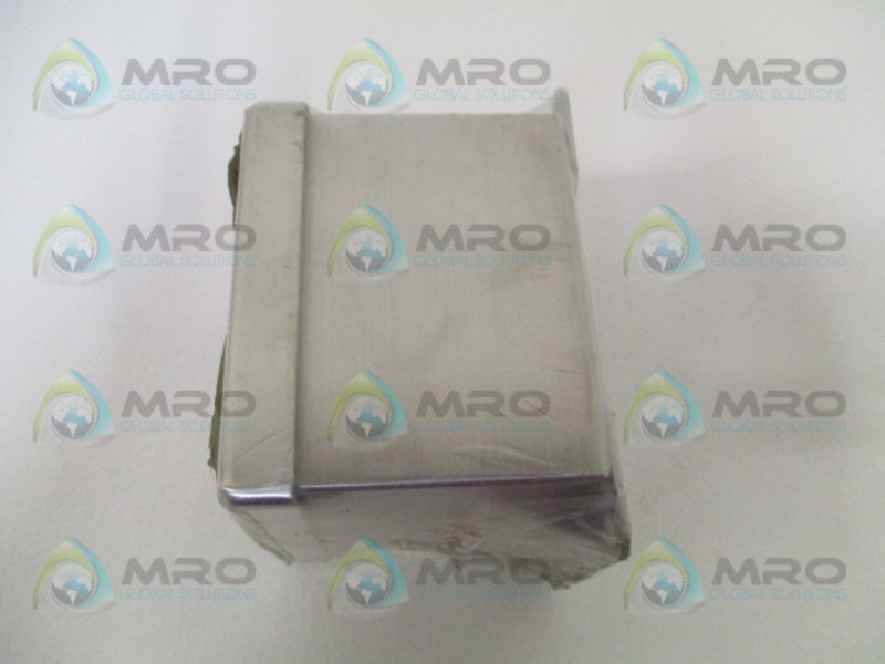HOFFMAN E1PBSS PUSHBUTTON ENCLOSURE *NEW IN ORIGINAL PACKAGE*