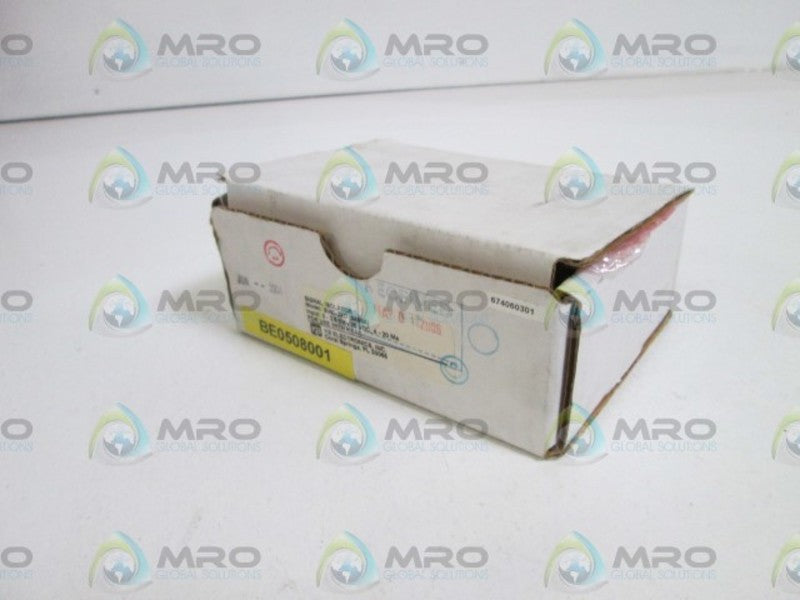 KB ELECTRONICS SIAC-24D (9488A) SIGNAL ISOLATOR *NEW IN BOX*