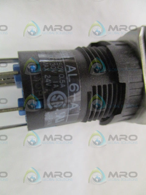 IDEC AL6-A CLEAR PUSHBUTTON INDICATOR LIGHT LAMP *NEW NO BOX*