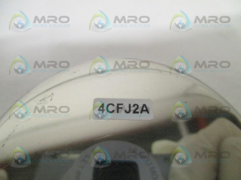 GRAINGER 4CFJ2A PRESSURE GAUGE 0-2000 PSI 0-14000 KPA *NEW IN BOX*