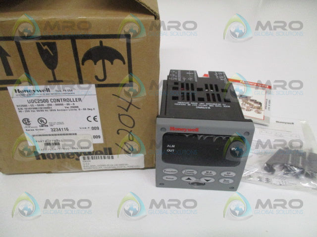 HONEYWELL UDC2500 DC2500-EE-0A00-200-00000-00-0 CONTROLLER *NEW IN BOX*