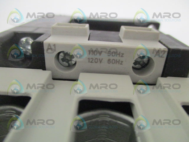 SIEMENS 3RT1044-1AK60 CONTACTOR 110/120V *USED*