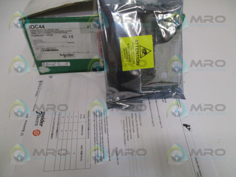 SCHNEIDER PowerLogic CM4000 IOC44 INPUT OUTPUT OPTION CARD *NEW IN BOX*